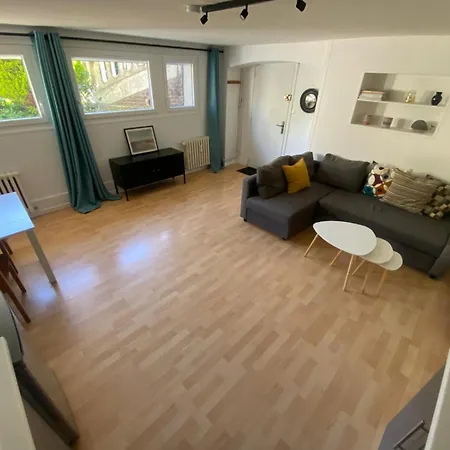 شقة Super Avec Parking - 440 *